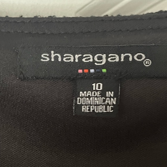 Dress - Picture 4 of 4